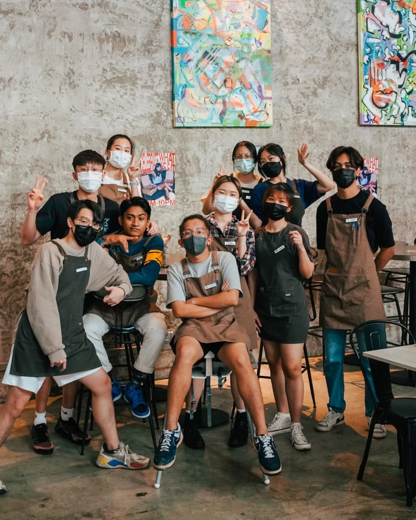 Crew 001